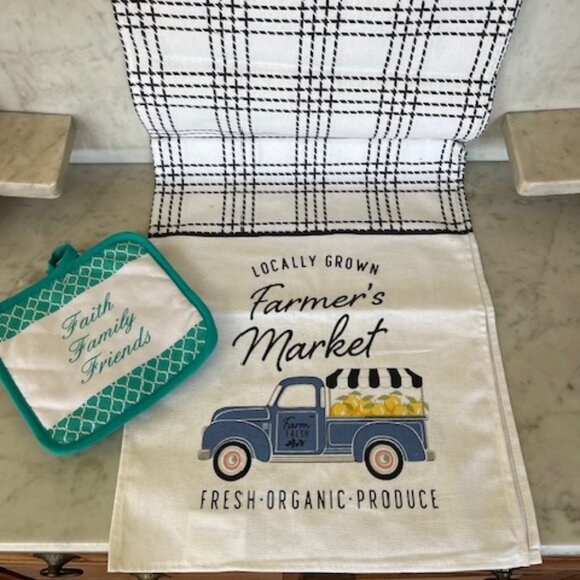 GREENBRIER INTL Farmer's Market Fall Table Runner & 2 Hot Mats Bundle - Picture 1 of 13
